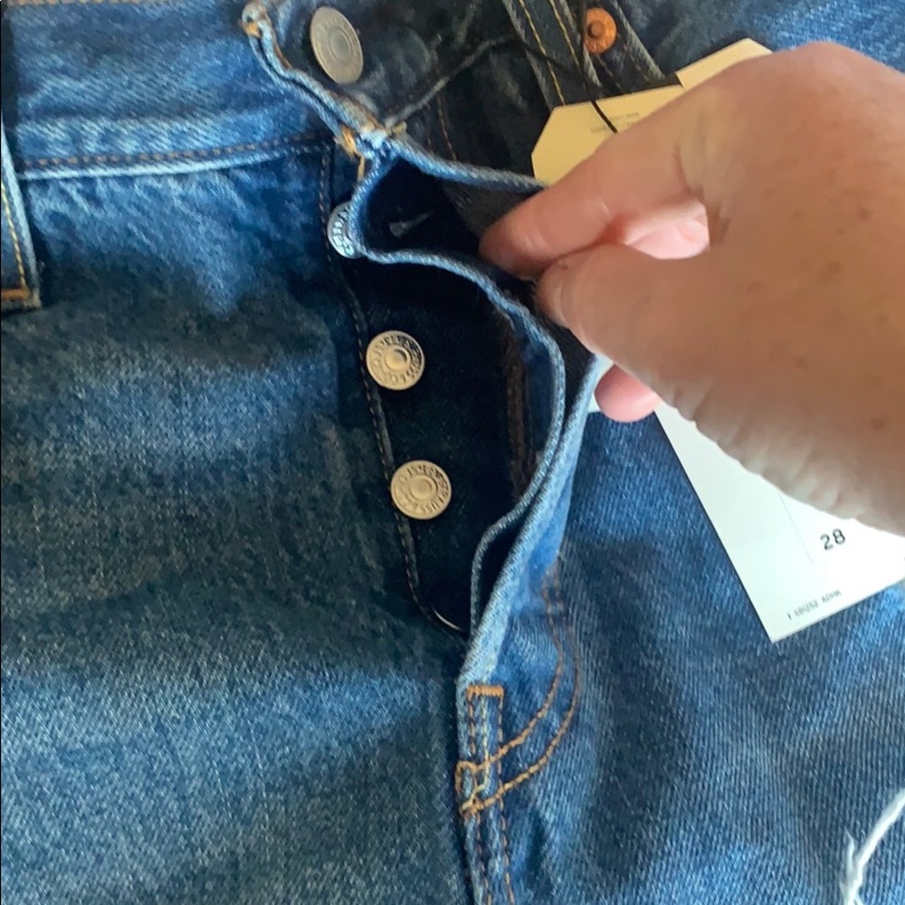 Levi’s 501 high rise shorts - Picture 5 of 6